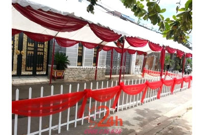 Dịch vụ cưới hỏi 24h trọn vẹn ngày vui chuyên trang trí nhà đám cưới hỏi và nhà hàng tiệc cưới | Nhà bạt khung rạp trắng đỏ với voan và hàng rào